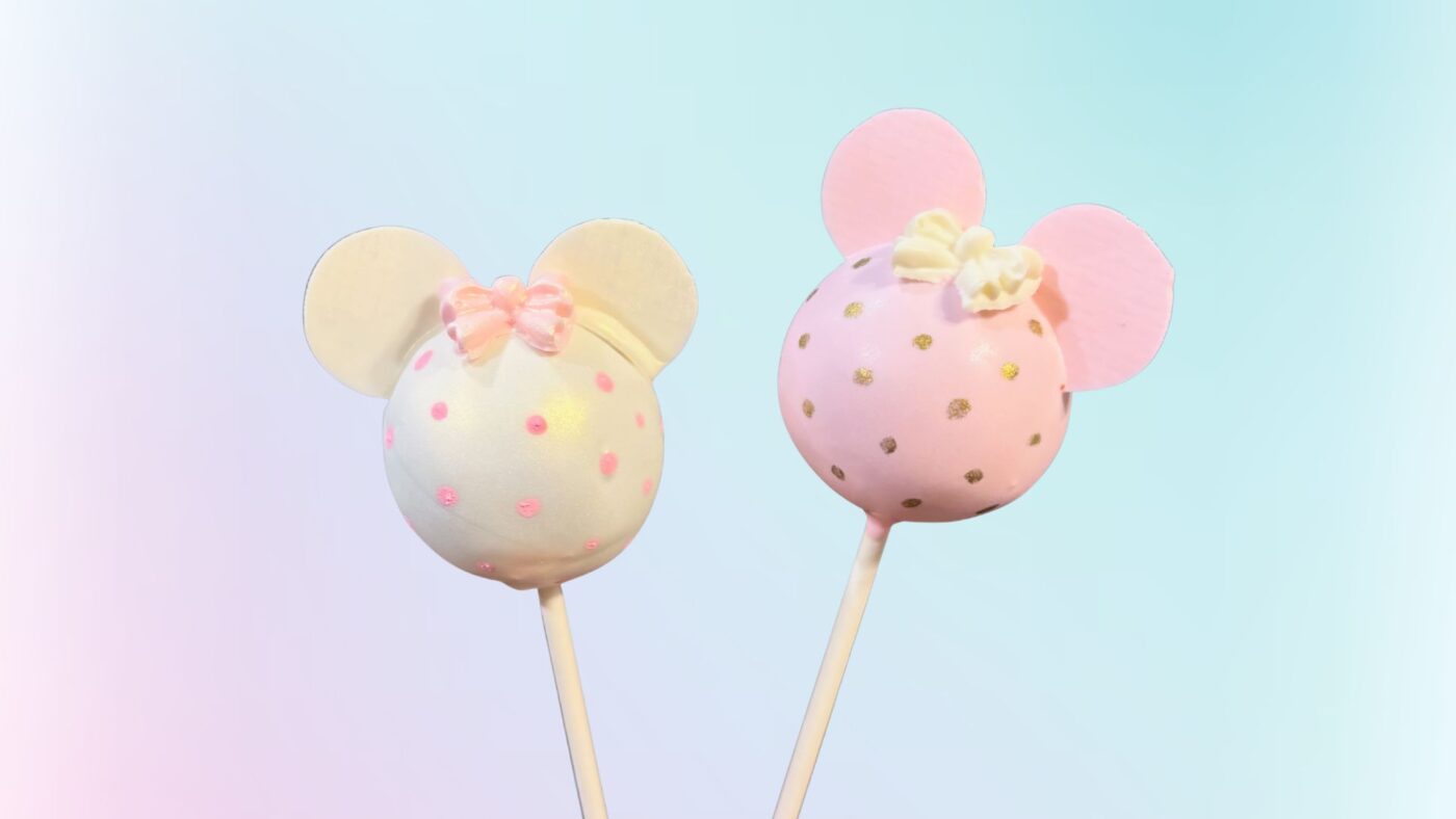 Cake Pops in the style of Minne Mouse