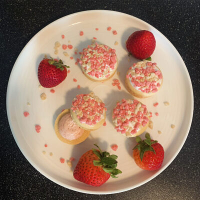 Strawberry Shortcake Macarons